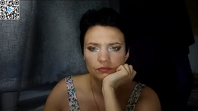 Snapshot of HotMamaQueen234 chatting on 13, 6, 2026 HotMamaQueen234 online show from 13, 6, 2026