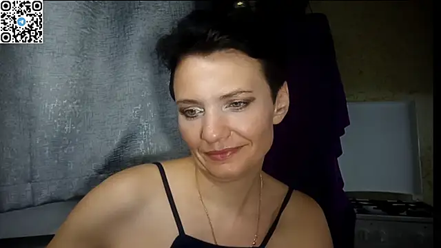 HotMamaQueen234 online show from 2, 7, 2026