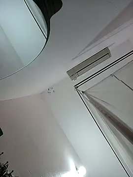 Victoria mila online show from 24, 3, 2026