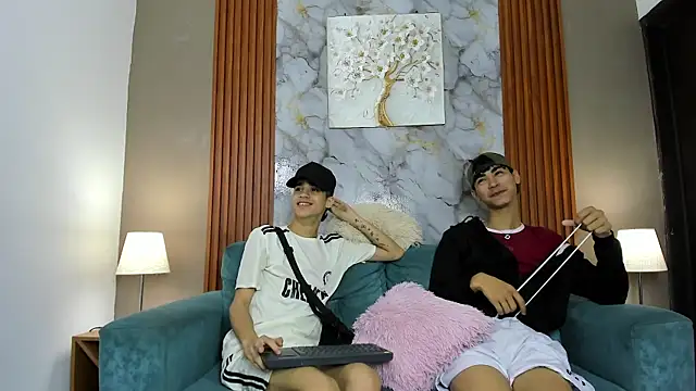NAUGHTY BOYS1 online show from 31, 3, 2026