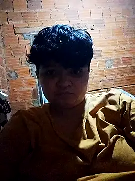 luuh99 online show from 19, 3, 2026