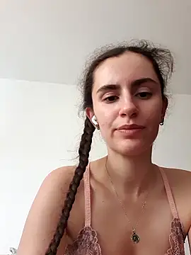Snapshot of starlight_mo chatting on 15, 6, 2026 starlight mo online show from 15, 6, 2026
