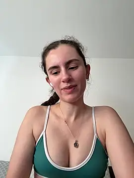 Snapshot of starlight_mo chatting on 24, 6, 2026 starlight mo online show from 24, 6, 2026