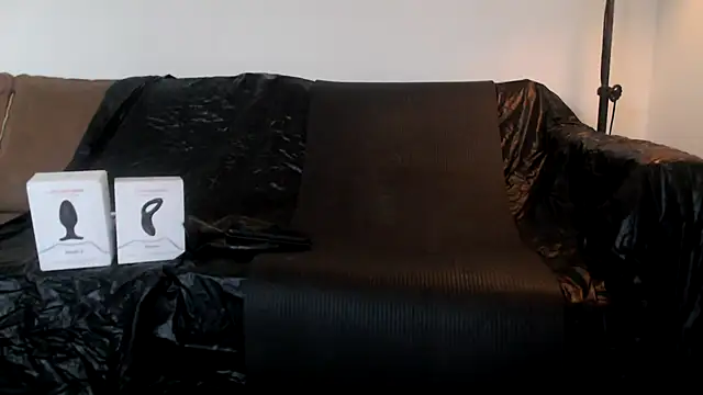 Snapshot of latexslaveboy chatting on 23, 6, 2026 latexslaveboy online show from 23, 6, 2026