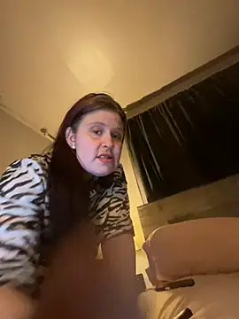 JulieetteLatte online show from 25, 7, 2026