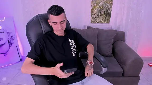 Ethann Boy online show from 25, 3, 2026