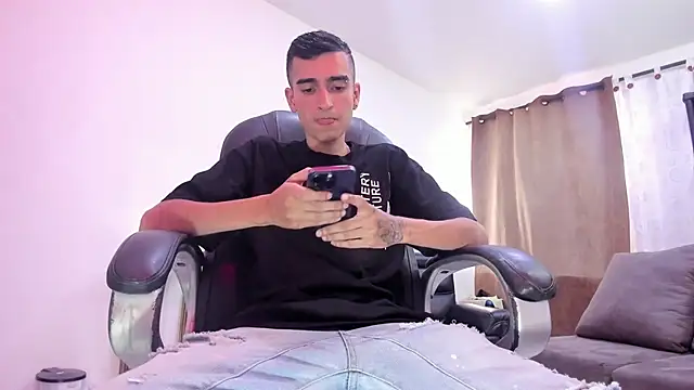 Ethann Boy online show from 29, 4, 2026