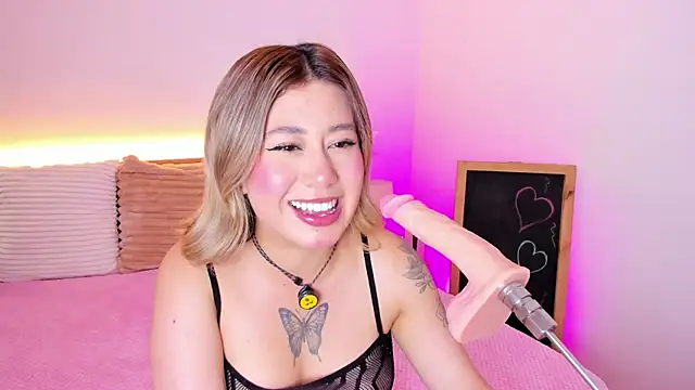 Amber Palmer online show from 30, 5, 2026
