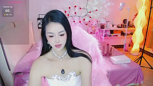 Snapshot of Evelyn-007 chatting on 1, 8, 2026 Evelyn-007 online show from 1, 8, 2026