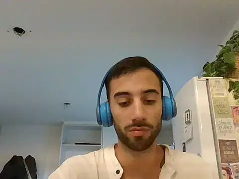 Snapshot of SantinnoVale chatting on 16, 3, 2026 SantinnoVale online show from 16, 3, 2026