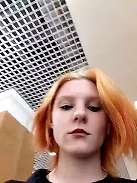 Snapshot of NinaParri chatting on 2, 4, 2026 NinaParri online show from 2, 4, 2026