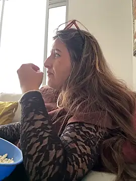 Snapshot of rafaella_stefano chatting on 15, 6, 2026 rafaella stefano online show from 15, 6, 2026
