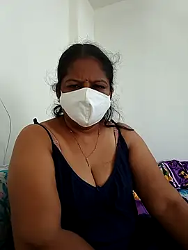 Snapshot of tamil_manjalmaami chatting on 5, 5, 2026 tamil manjalmaami online show from 5, 5, 2026