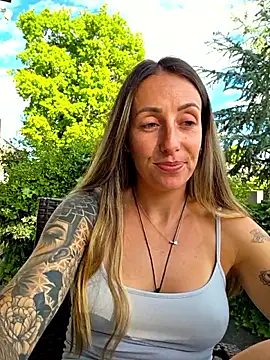 NicoleKaiser online show from 21, 5, 2026