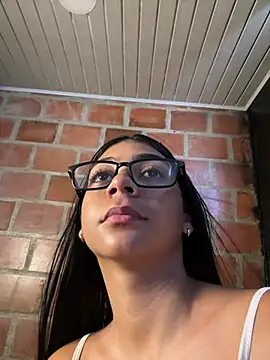 Veronica Montiel online show from 11, 4, 2026