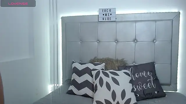 Snapshot of Kloe__watson chatting on 25, 3, 2026 Kloe watson online show from 25, 3, 2026