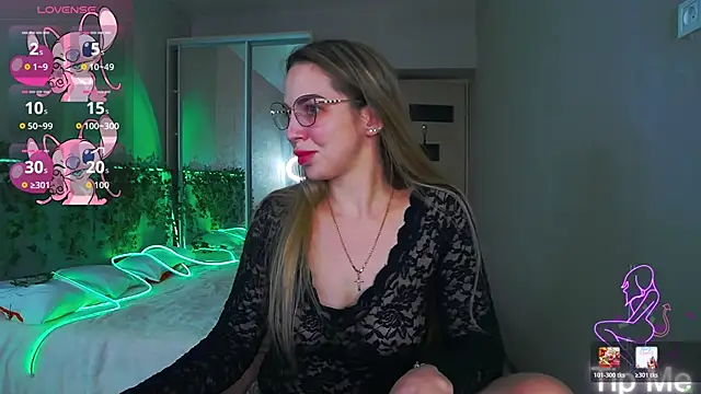 Alexandracandy online show from 9, 5, 2026