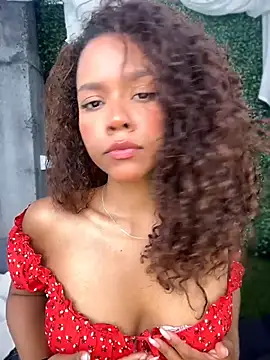 Snapshot of CurlyOopsieXXX chatting on 3, 7, 2026 CurlyOopsieXXX online show from 3, 7, 2026