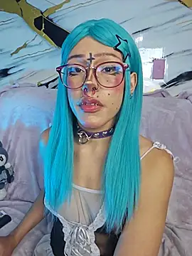 dark nina   online show from 30, 7, 2026