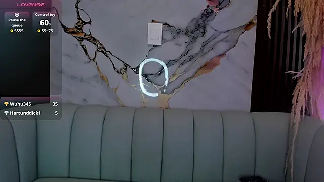 kate boobs online show from 25, 4, 2026