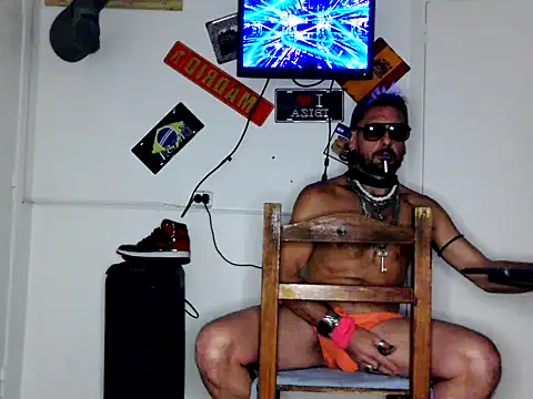 freddymdq100 online show from 13, 4, 2026