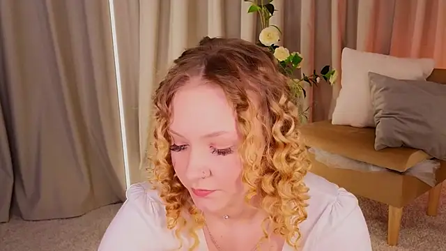 Snapshot of StaceyyJones chatting on 14, 5, 2026 StaceyyJones online show from 14, 5, 2026