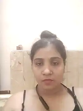 Snapshot of LovelyRenu chatting on 29, 3, 2026 LovelyRenu online show from 29, 3, 2026