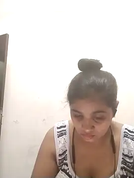 Snapshot of LovelyRenu chatting on 30, 3, 2026 LovelyRenu online show from 30, 3, 2026