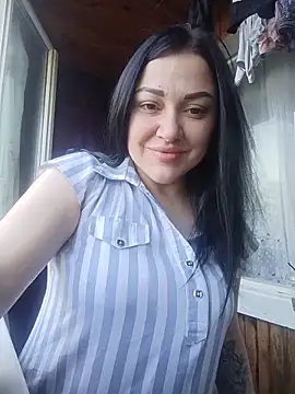 Snapshot of Elsie-Nora chatting on 12, 6, 2026 Elsie-Nora online show from 12, 6, 2026