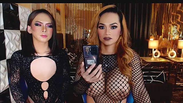 Snapshot of MeatyCockSiara chatting on 27, 3, 2026 MeatyCockSiara online show from 27, 3, 2026