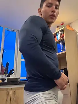 Snapshot of JAYCAM_ chatting on 6, 5, 2026 JAYCAM online show from 6, 5, 2026