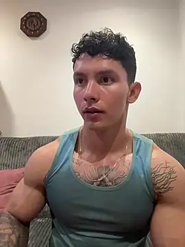 Snapshot of JAYCAM_ chatting on 7, 5, 2026 JAYCAM online show from 7, 5, 2026
