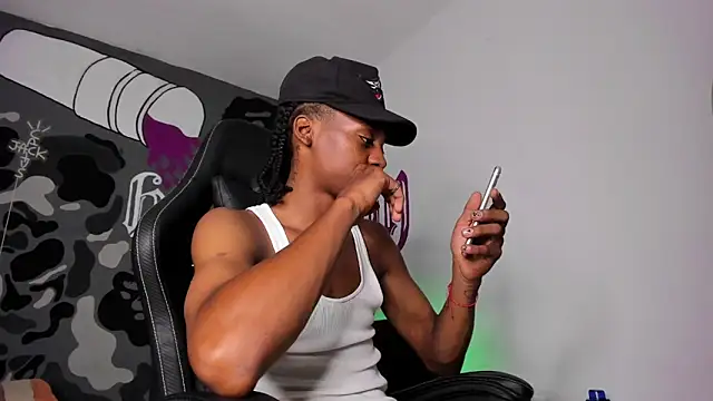 Snapshot of Bryxxxon chatting on 1, 4, 2026 Bryxxxon online show from 1, 4, 2026