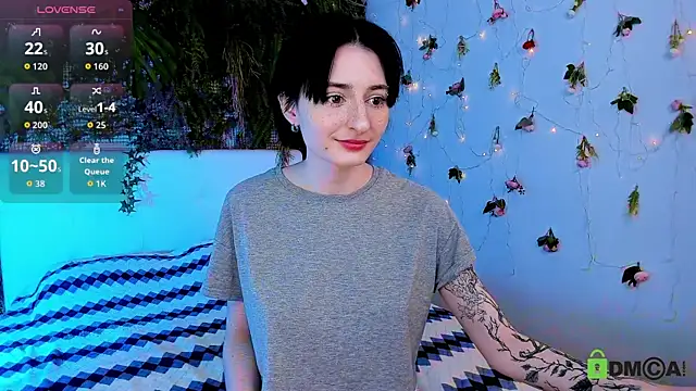 Snapshot of Kira__Cutie chatting on 30, 5, 2026 Kira Cutie online show from 30, 5, 2026