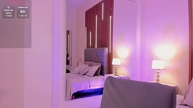 LiaSalvatore online show from 22, 4, 2026