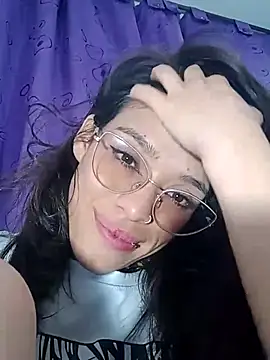 Snapshot of avalustyy chatting on 7, 4, 2026 avalustyy online show from 7, 4, 2026