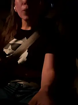 dannielitta online show from 19, 3, 2026