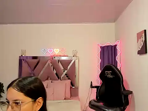 Snapshot of Cristy_tay chatting on 20, 4, 2026 Cristy tay online show from 20, 4, 2026