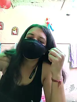 Snapshot of REENA-STRIP chatting on 4, 5, 2026 REENA-STRIP online show from 4, 5, 2026