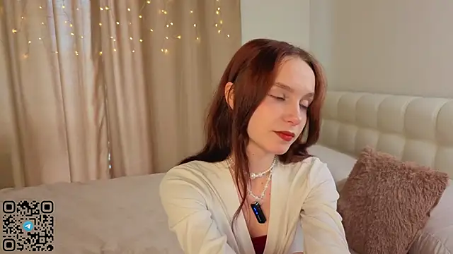 JoselynNeave online show from 24, 4, 2026