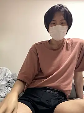 Snapshot of youta200 chatting on 12, 7, 2026 youta200 online show from 12, 7, 2026
