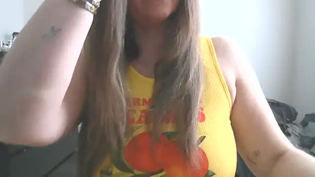 Snapshot of Goddess-GraceX chatting on 15, 4, 2026 Goddess-GraceX online show from 15, 4, 2026