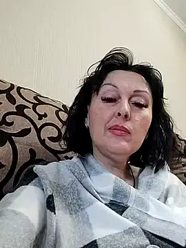 HelgaDennis online show from 10, 5, 2026