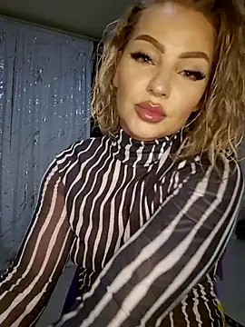 AngelGlowx online show from 17, 4, 2026