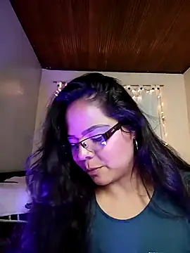 ROUSSE SINCLAIR online show from 28, 4, 2026