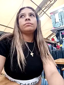 alanna6950 online show from 4, 4, 2026