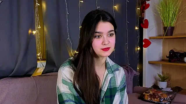 LuciKardos online show from 25, 3, 2026