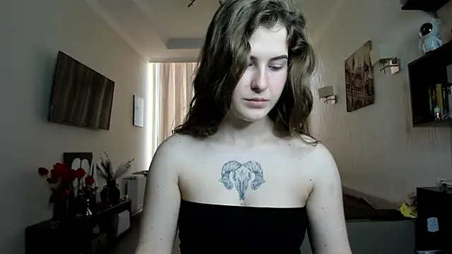 OhMyAlice online show from 19, 4, 2026