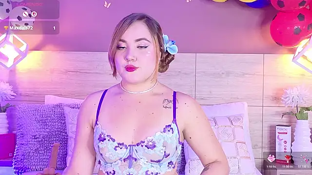 ElenaGilbertAdams online show from 22, 6, 2026