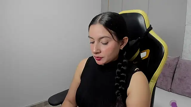 Snapshot of kira_relish chatting on 29, 4, 2026 kira relish online show from 29, 4, 2026